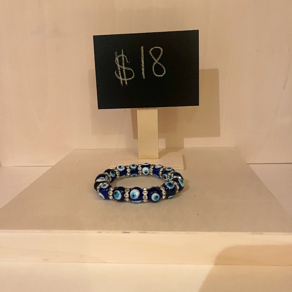 EVIL EYE BEADED BRACELET